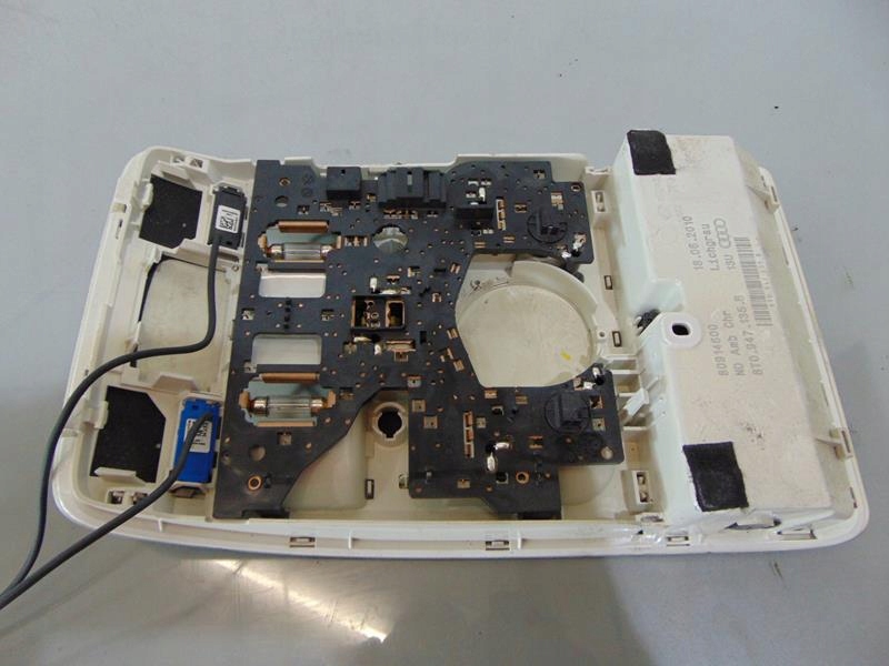 фото №3, Лампа освещение потолочный audi q5 10r 2.0 tdi