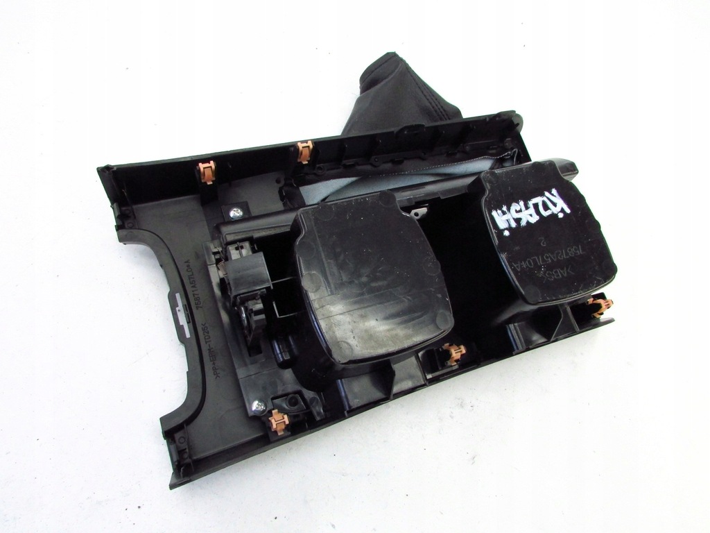 фото №6, Suzuki kizashi бардачок na напої тунель europa 09-14r