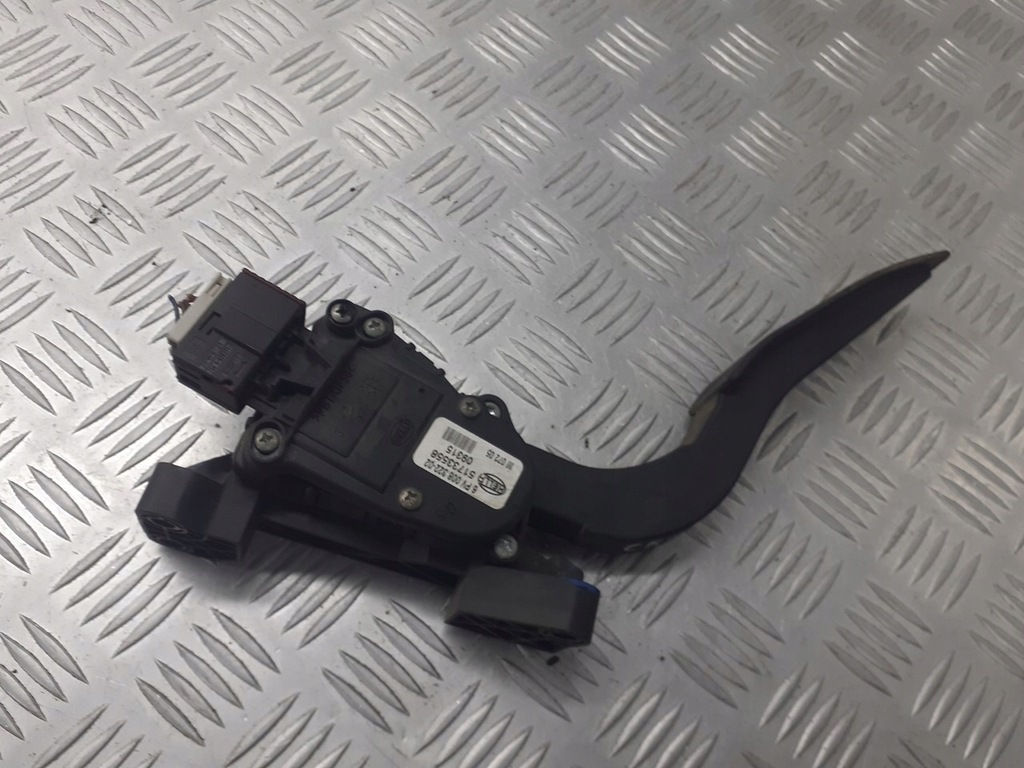 фото №1, Потенціометр газу fiat croma ii 1.9 jtd 51733558