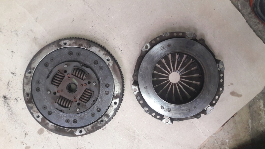 фото №6, Citroen c2 1.4hdi koiło маховик +притиск диск