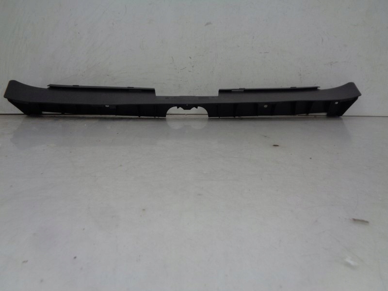фото №1, Peugeot 307 cc напрямна бампер задня