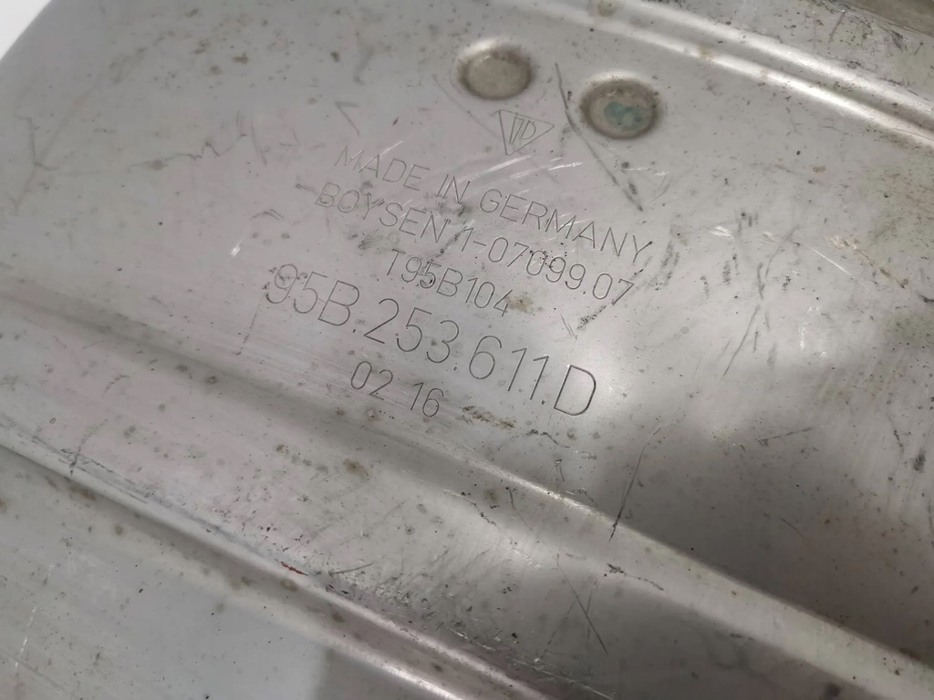 фото №6, Porsche macan 95b гаситель выхлоп 3.0 d полный