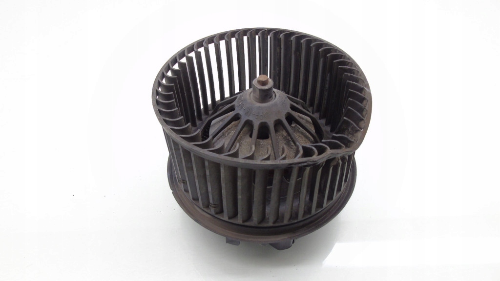 фото №1, Воздуходувка вентилятор volvo v50 s40 ii 4m5h-18456-cd