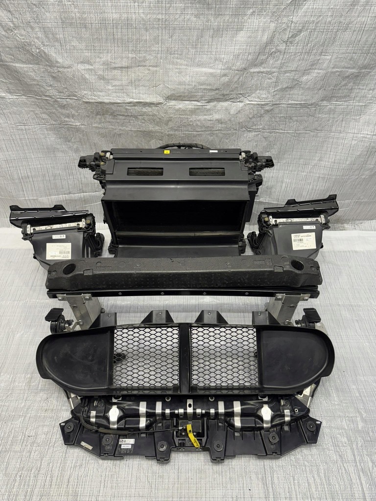 фото №16, Перед kompletny maserati grecale trofeo grecale - перед