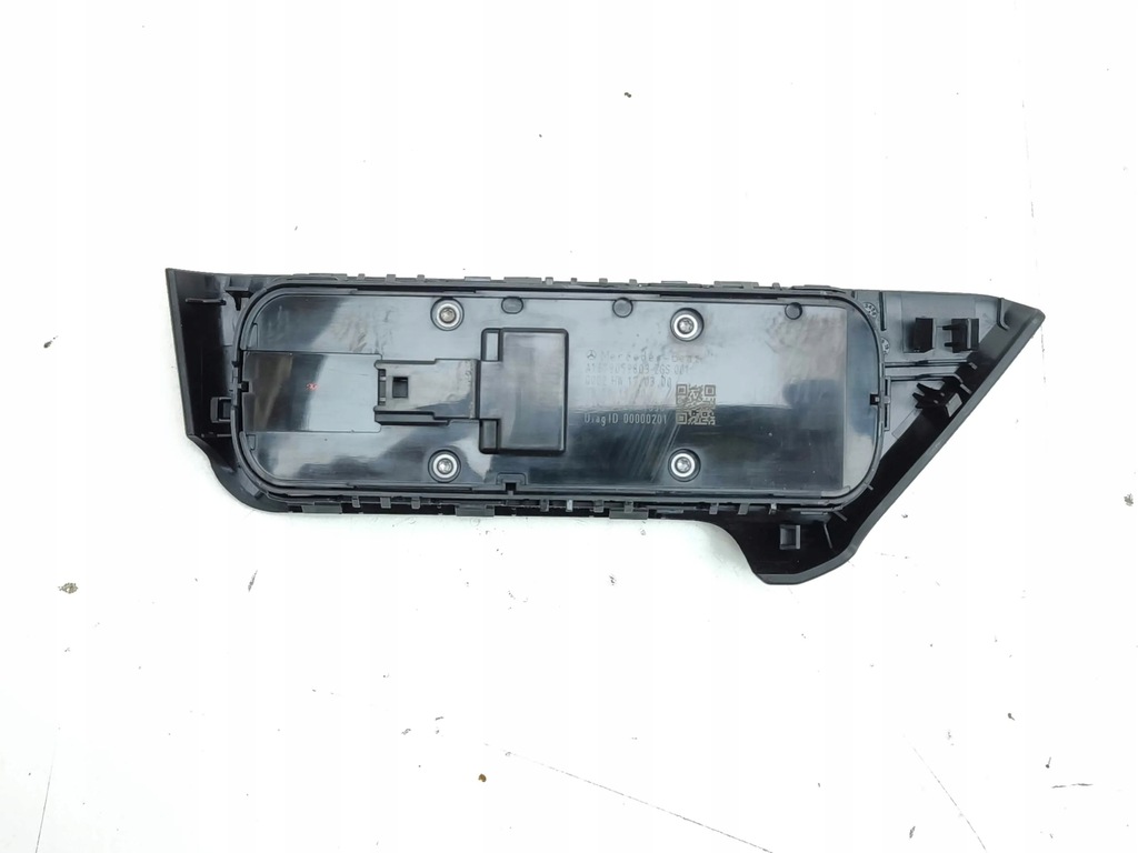 фото №7, Mercedes-benz eqa 2022 перед сторона права кнопки вікон