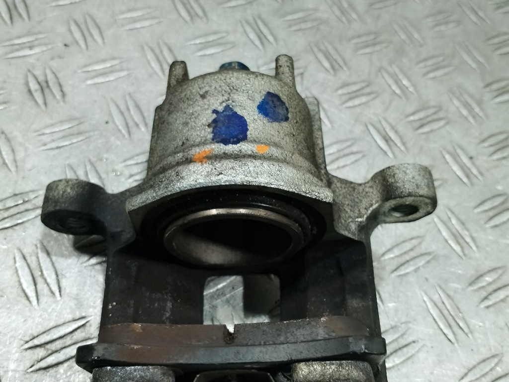 фото №2, Суппорт тормозной правый перед mitsubishi space star ii 12- 1.2