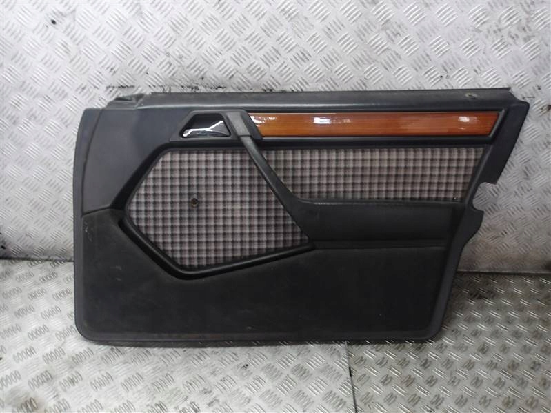 фото №1, Обшивка двері правий передній mercedes w124