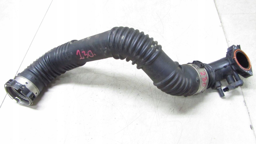 Купити Mercedes w177 1.3 труба шланг повітря a2475200101