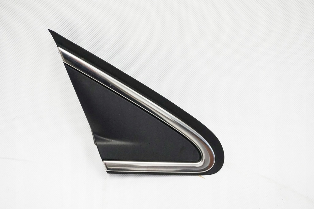 фото №1, Заглушка крыла правая хром peugeot 208