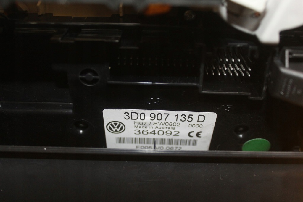 фото №11, Ліхтарі салону перед vw phaeton 3d0907135d