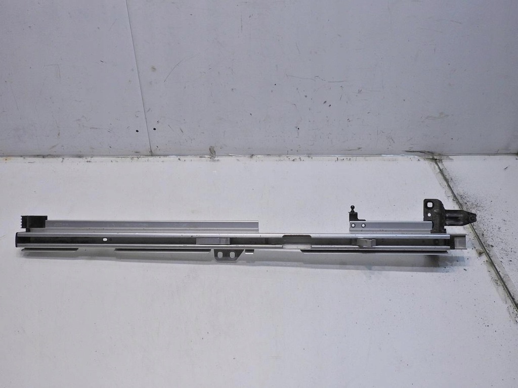 фото №2, Направляющая направляющая багажника левая volvo v70 iii