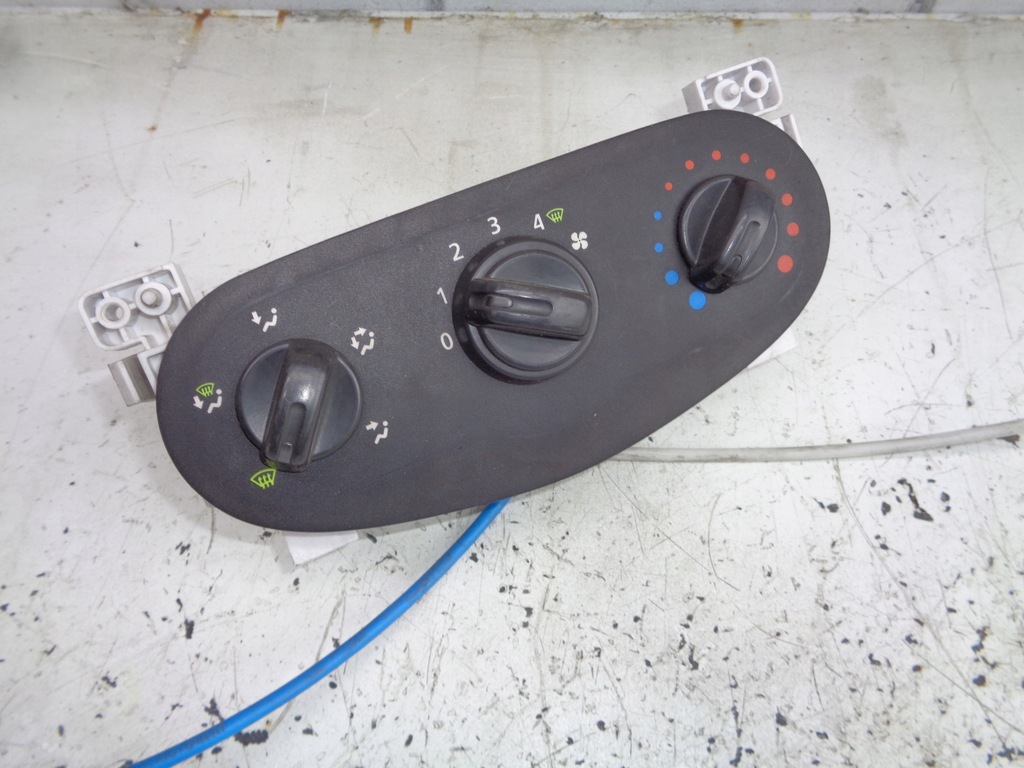 фото №1, Панель управление вентиляция dacia sandero i