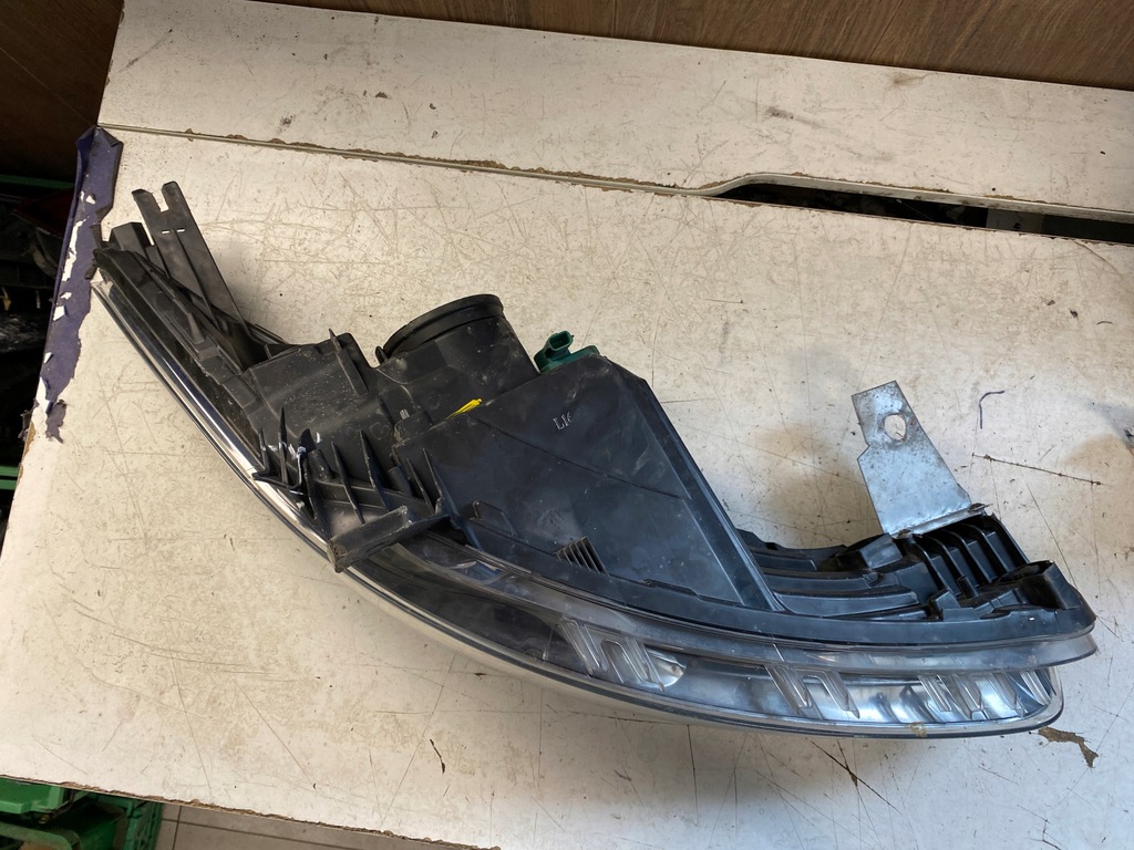 фото №13, Renault zoe лампа левый перед