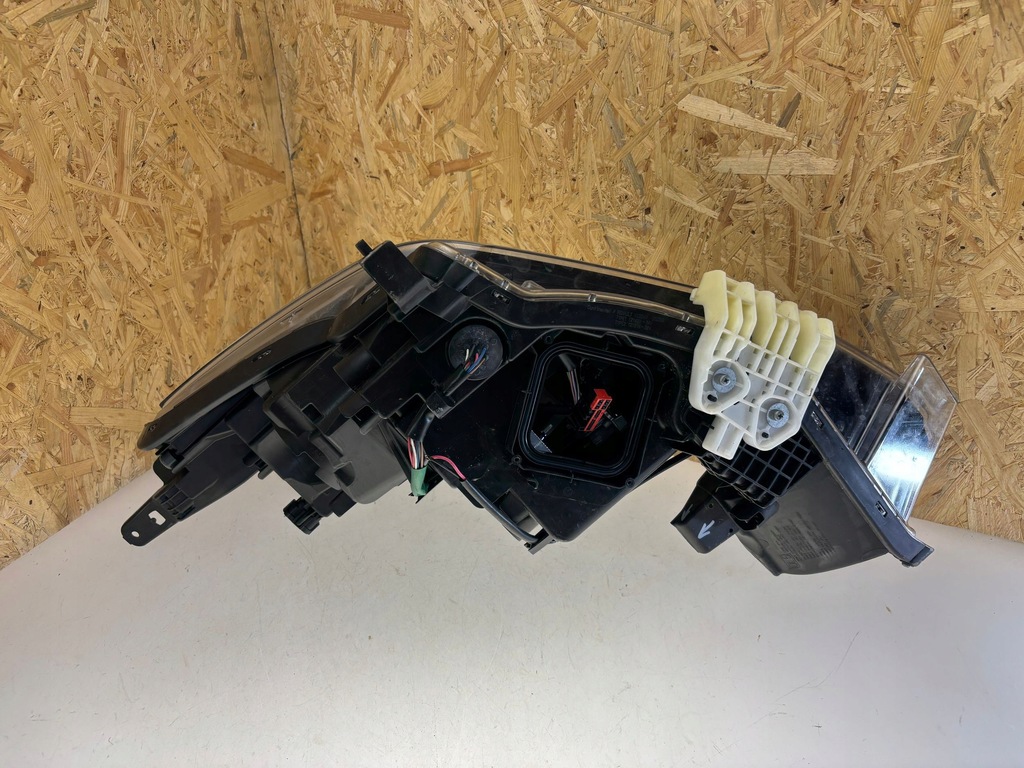 фото №7, Nissan leaf ii ze1 2019 лампы передние