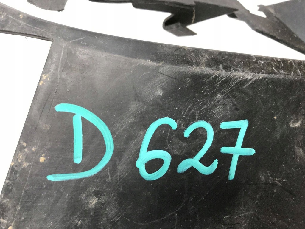 фото №6, Mercedes w213 направляющая бампер перед левый a2138852403