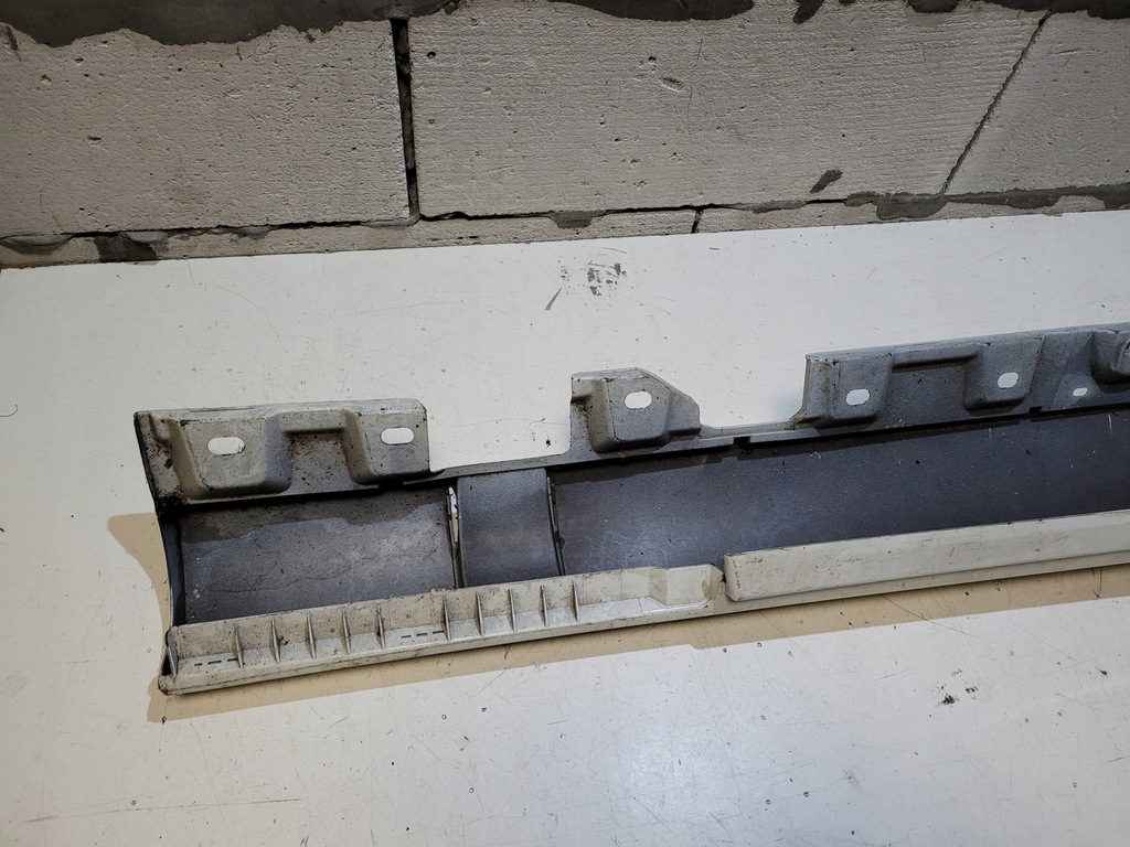 фото №8, Молдинг поріг ліва mercedes slk w172 r172 amg