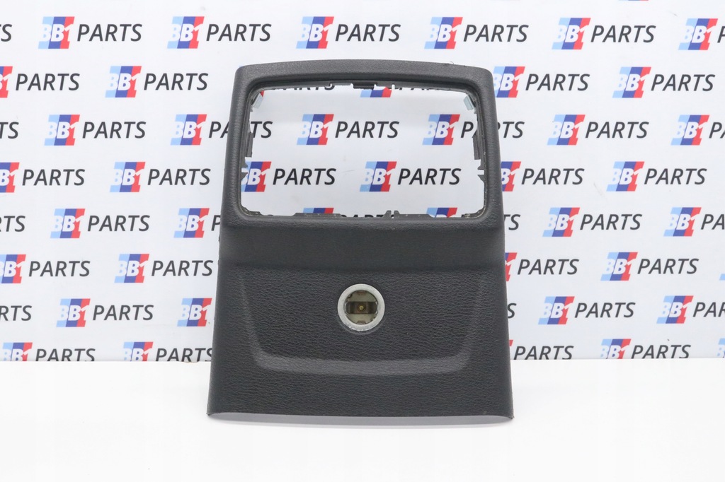 фото №1, Bmw f48 x1 рамка защита решётки обдув туннель задняя 9335205 прикуриватель