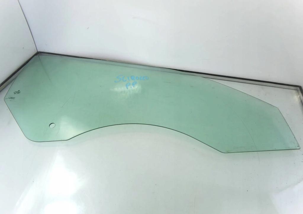 фото №1, Стекло дверь правая vw scirocco iii 1k8845202b