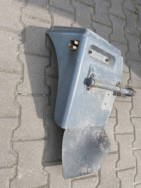 фото №3, Бризковик підкрилок ліва nissan cabstar 05r. lift