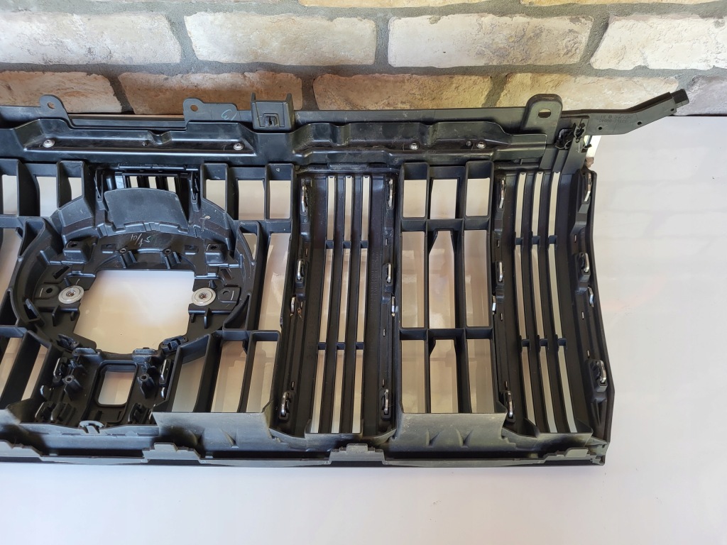 фото №10, Решётка радиатора решётка радиатора бампера toyota land cruiser 150 lift 53111-60c10