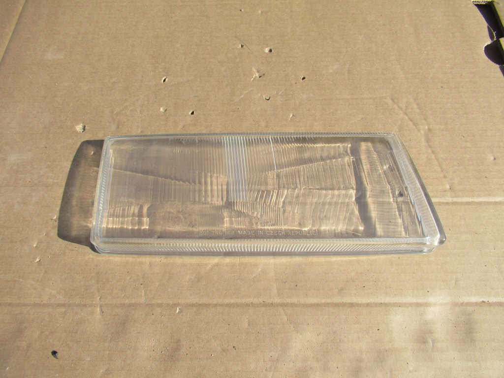 фото №1, Стекло фары лампы правый skoda felicia