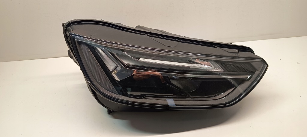 Audi q5 рестайлінг  80a фара full led фара правий Доставка