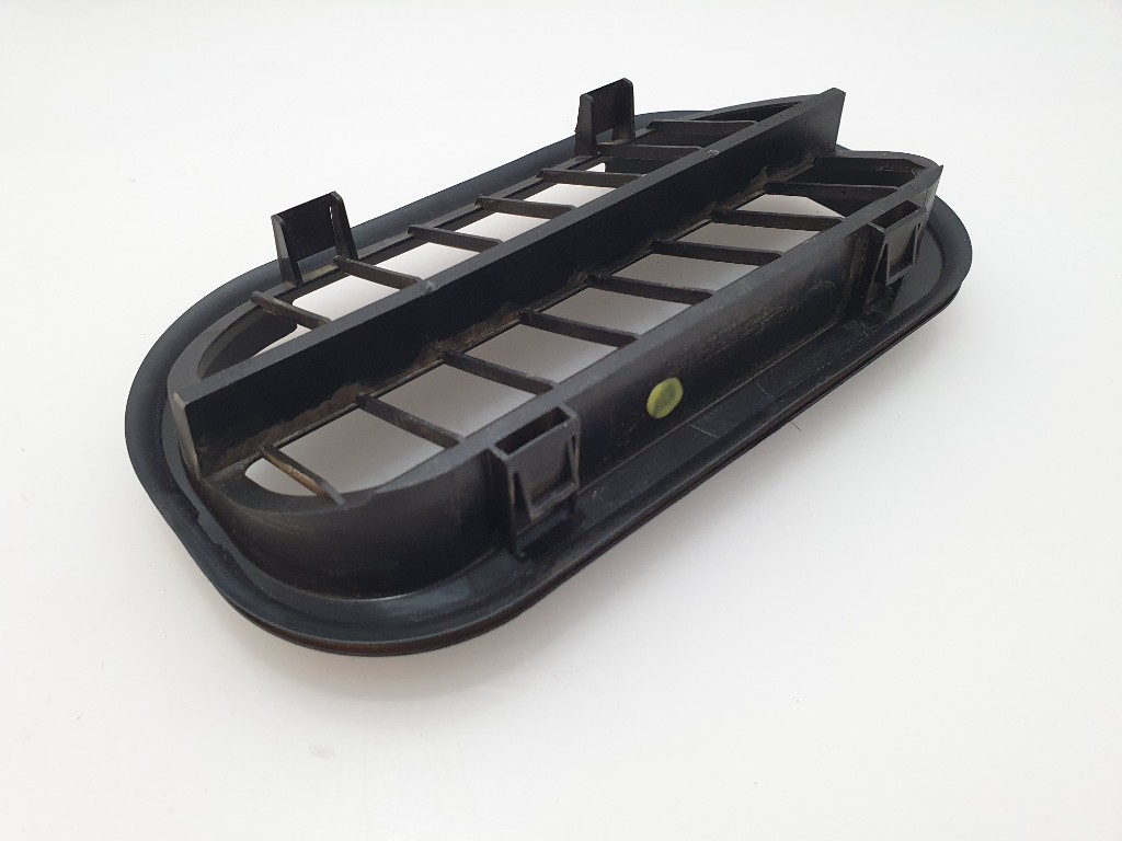 фото №7, Vw passat arteon polo решітка вентиляційна крила задня 6r0819465a