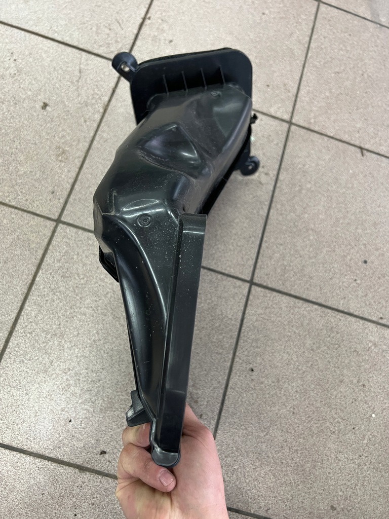 фото №4, Tesla model y канал труба впуск воздуха