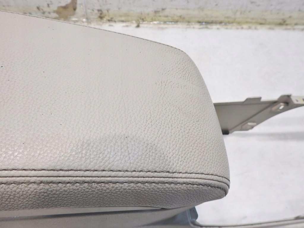 фото №7, Туннель средний подлокотник subaru outback iv 92113aj010