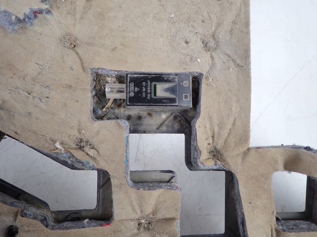 фото №9, Защита бардачок pod воздуховод audi a8 s8 d3 4e1857005a