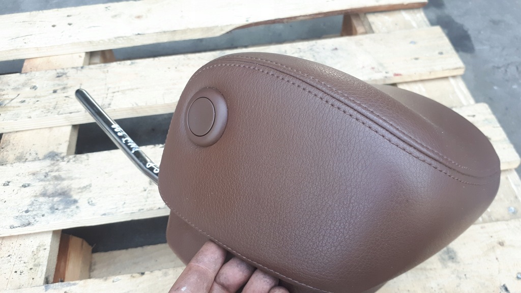 фото №11, A6 c7 4g подголовник правый перед передний коричневый a7 4g