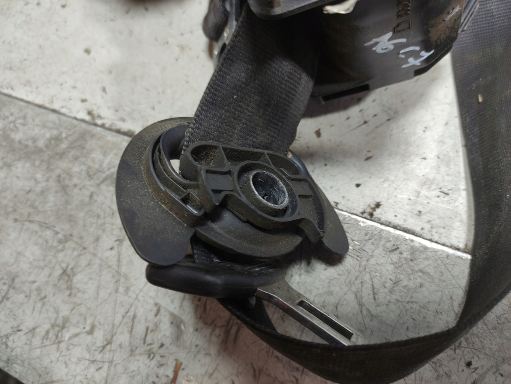 фото №5, Audi a6 c7 pas безопасности ремни левый правый перед передние