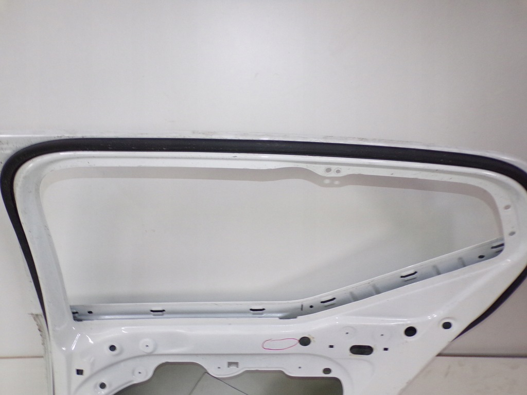 фото №7, Дверь правый задняя volvo xc40 ii