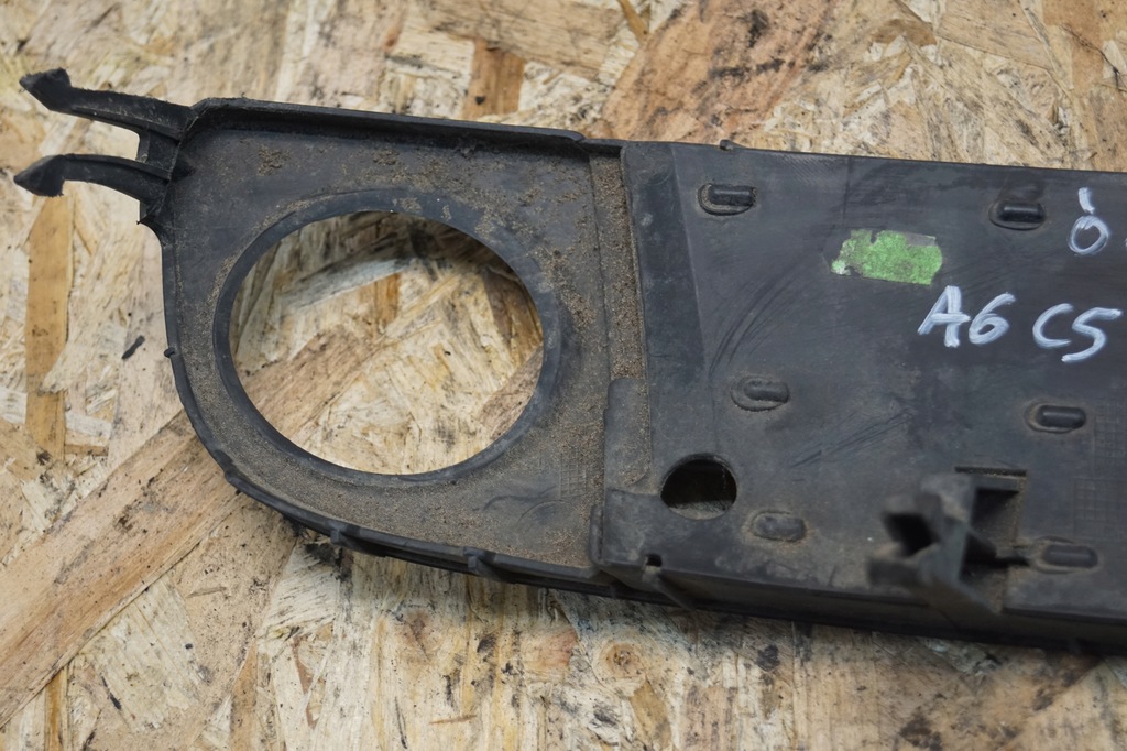 фото №7, Решітка бампера лівий перед audi a6 c5 4b0807681s