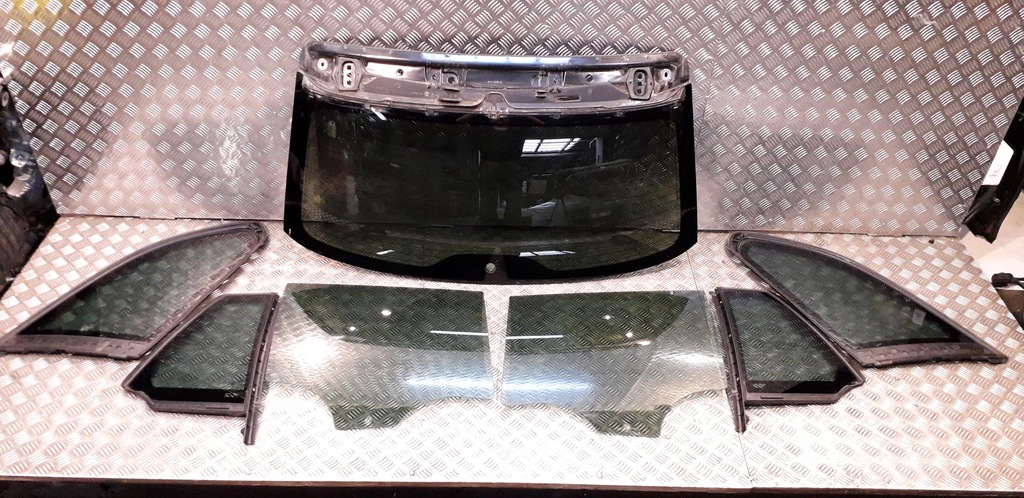 фото №1, Bmw 5 f11 стекло тонированная стекло задняя комплект