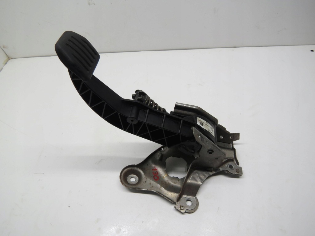 фото №1, Педаль газа потенциометр volvo v60 i s60 ii 31381243 2013-2018 r.