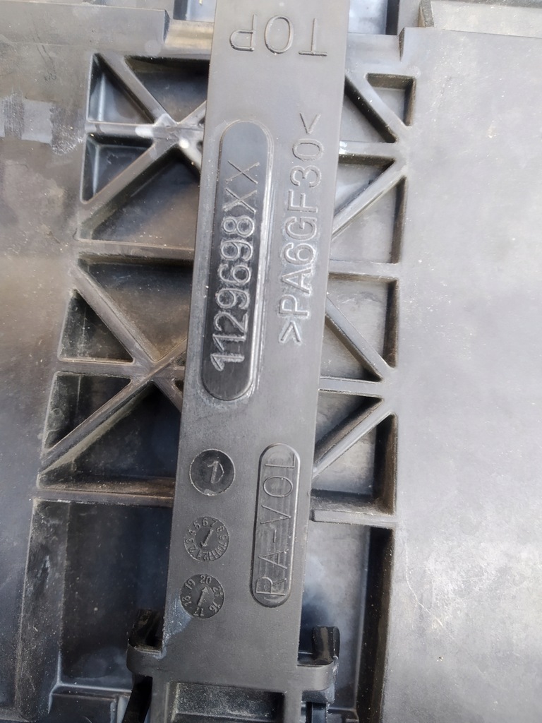 фото №6, Peugeot 308 t9 воздуховод воздуха жалюзи