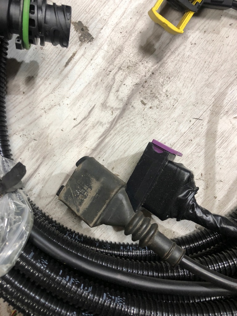 фото №8, Електропроводка трубопровід mercedes 0055403305