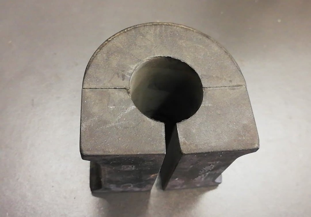 фото №3, Втулка стабилизатора задняя atleon cabstar orginał