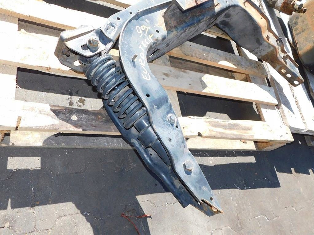 фото №9, Iveco eurotech 99r підвіска кабіни задня