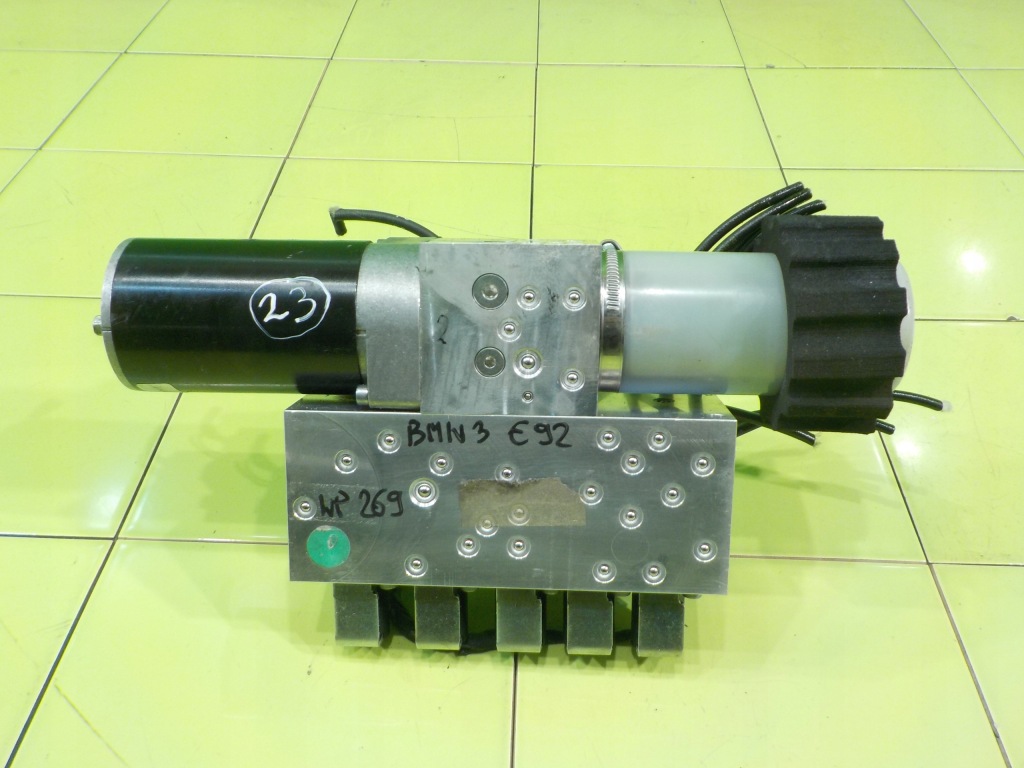 фото №1, Bmw 3 e92 2.0 b 07r cabrio 2d насос дах 7128780