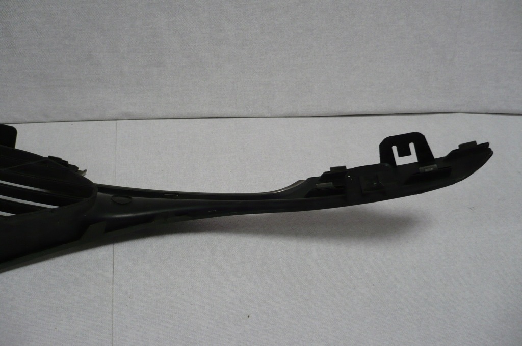 фото №11, Peugeot 308 ii 2 t9 13- решётка бампера правая перед оригинал