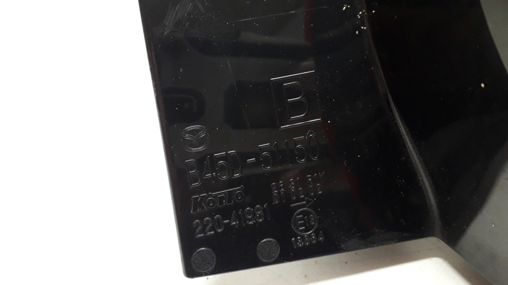 Mazda 3 3 13- фара правий задня led b45d-51150 Ціна