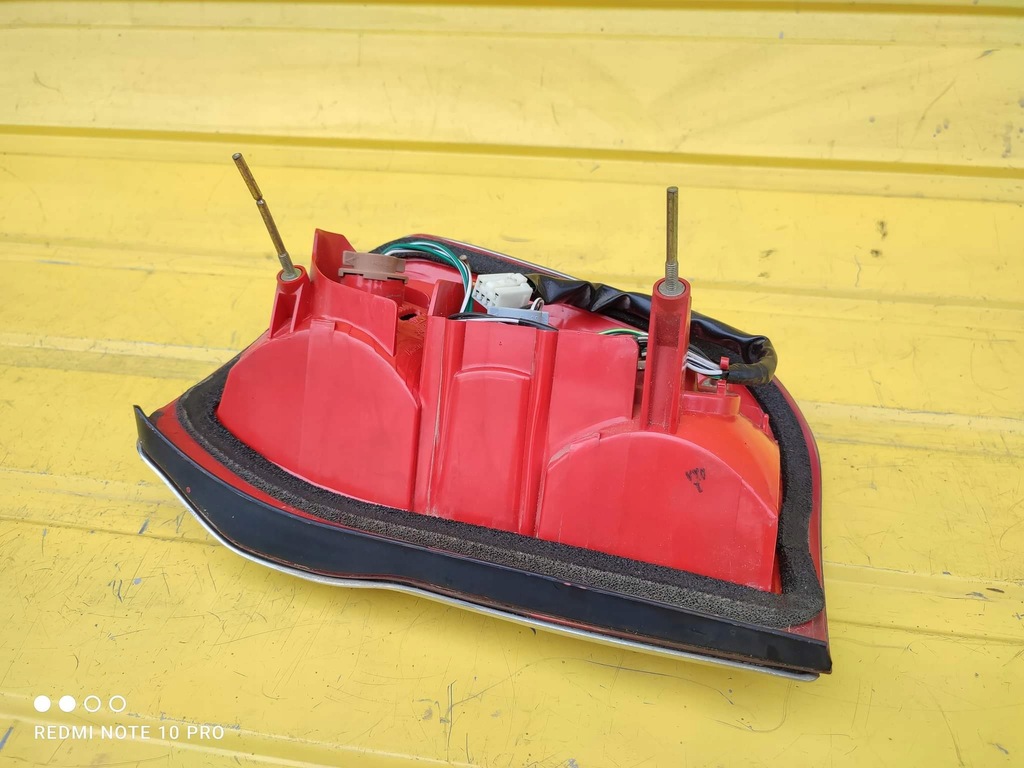 фото №3, Toyota rav4 ii лампа ліва задня 00-03