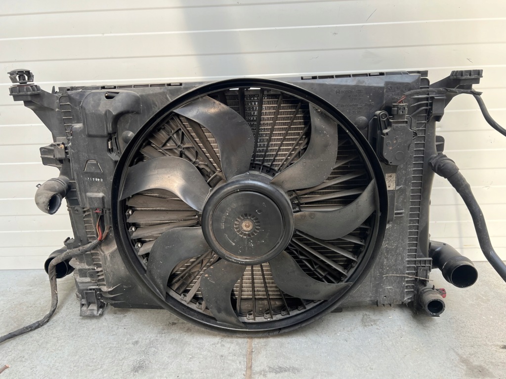 фото №12, Pas передній радіатор mercedes a-klasa w176 1.5d механічна коробка передач