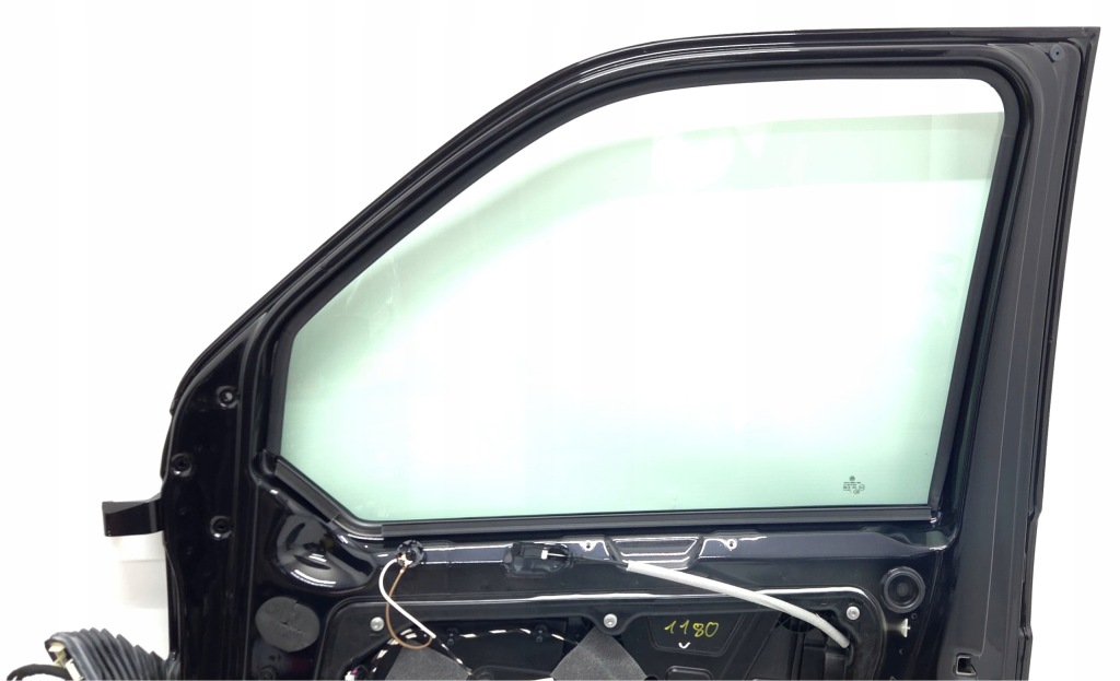 Дверь правая  правое перед vw t6.1 7la831056 lc9x в Украине