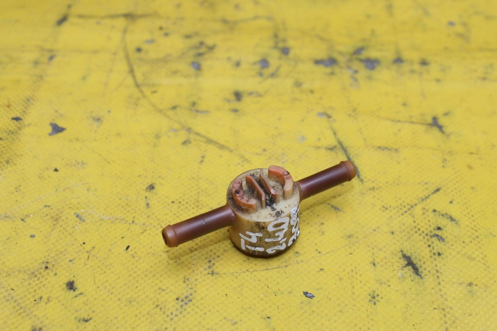 фото №1, Клапан фільтра пального vw t4 191127247a