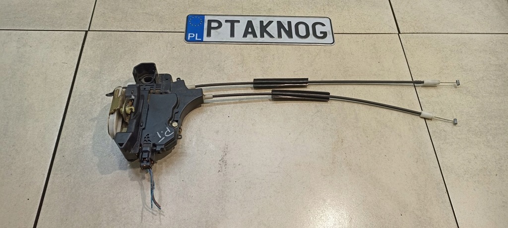 фото №1, Замок двері правий задня mitsubishi colt vi 3 pin