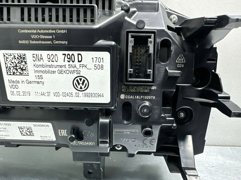 фото №9, Volkswagen tiguan allspace 2019 счетчик / спидометр 5na920790d