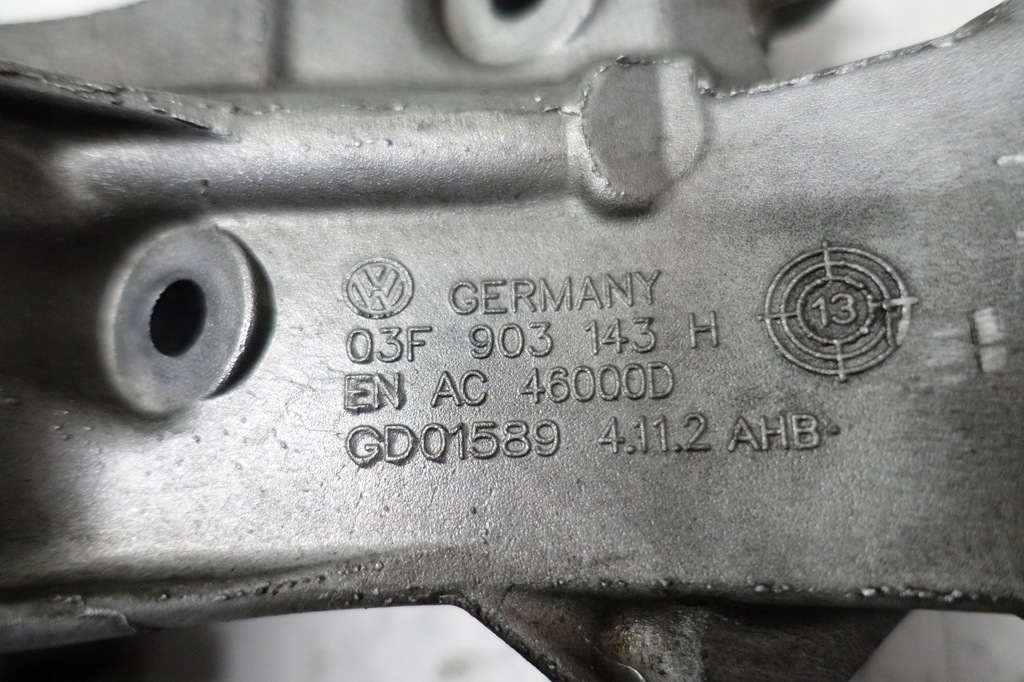 фото №5, Vw beetle 5c 1.2 основание фильтра масла радиатор